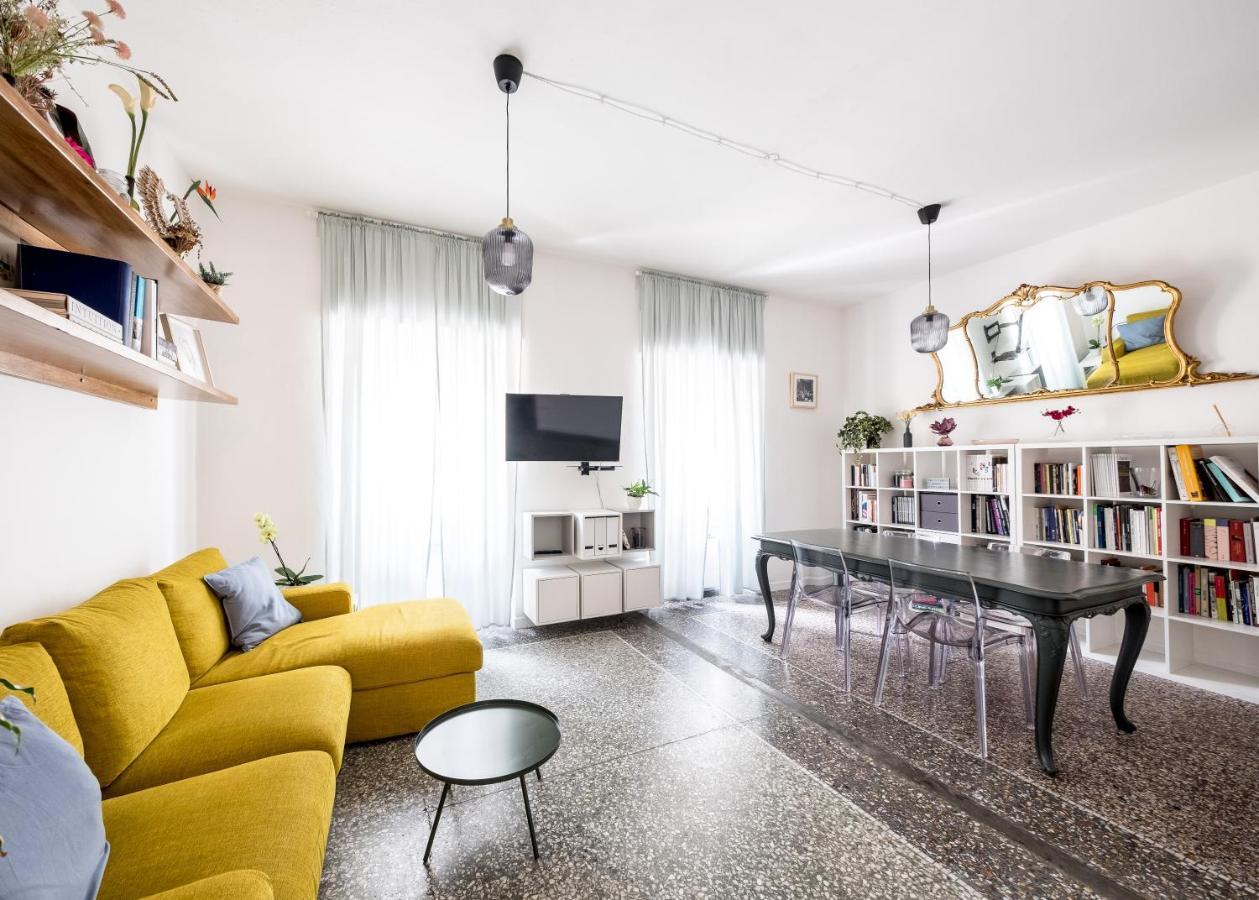 Apartamento Domus Deiana Cagliari Exterior foto