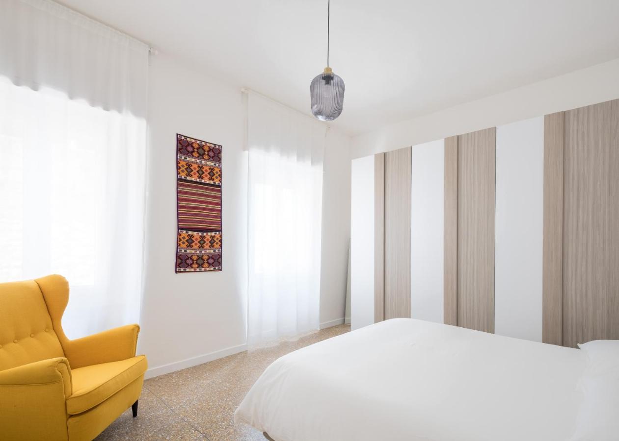 Apartamento Domus Deiana Cagliari Exterior foto