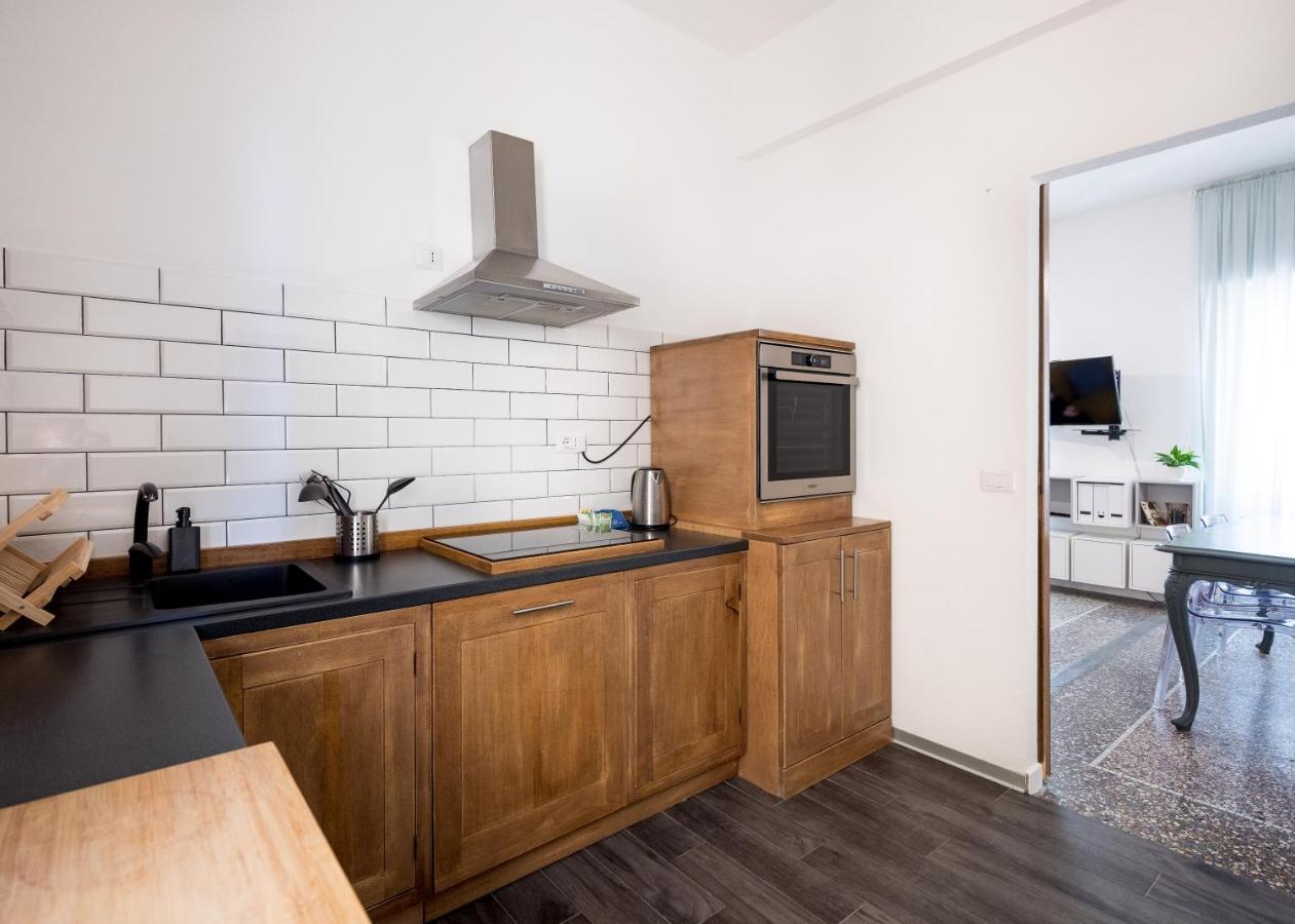 Apartamento Domus Deiana Cagliari Exterior foto