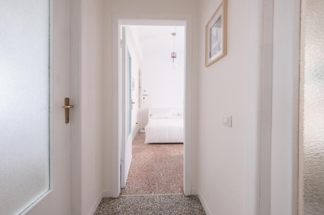 Apartamento Domus Deiana Cagliari Exterior foto